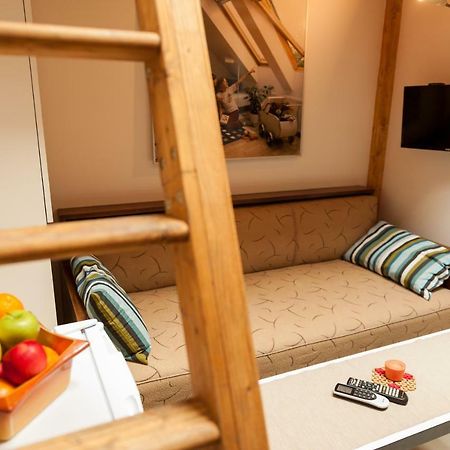 Vitosha Blvd - Attic Studio Sofya Dış mekan fotoğraf