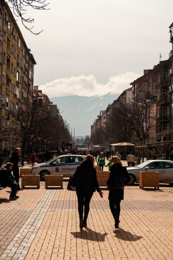 Vitosha Blvd - Attic Studio Sofya Dış mekan fotoğraf